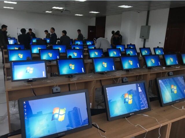 蘇州園區(qū)車(chē)管所考試機(jī)27臺(tái)、學(xué)習(xí)機(jī)48臺(tái)、排隊(duì)叫號(hào)系統(tǒng)